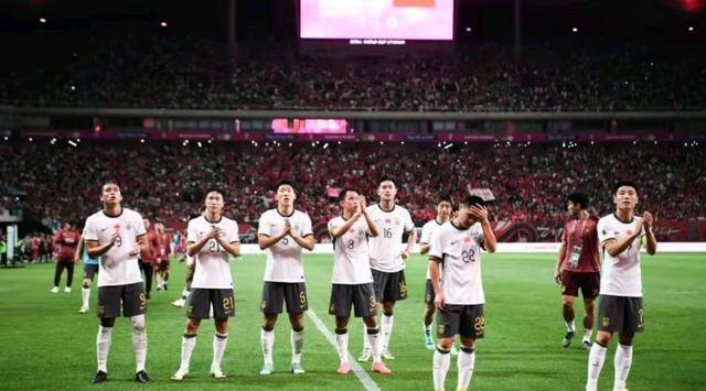 星空体育官方网站-国内外著名足球专家齐聚，研讨中国足球未来