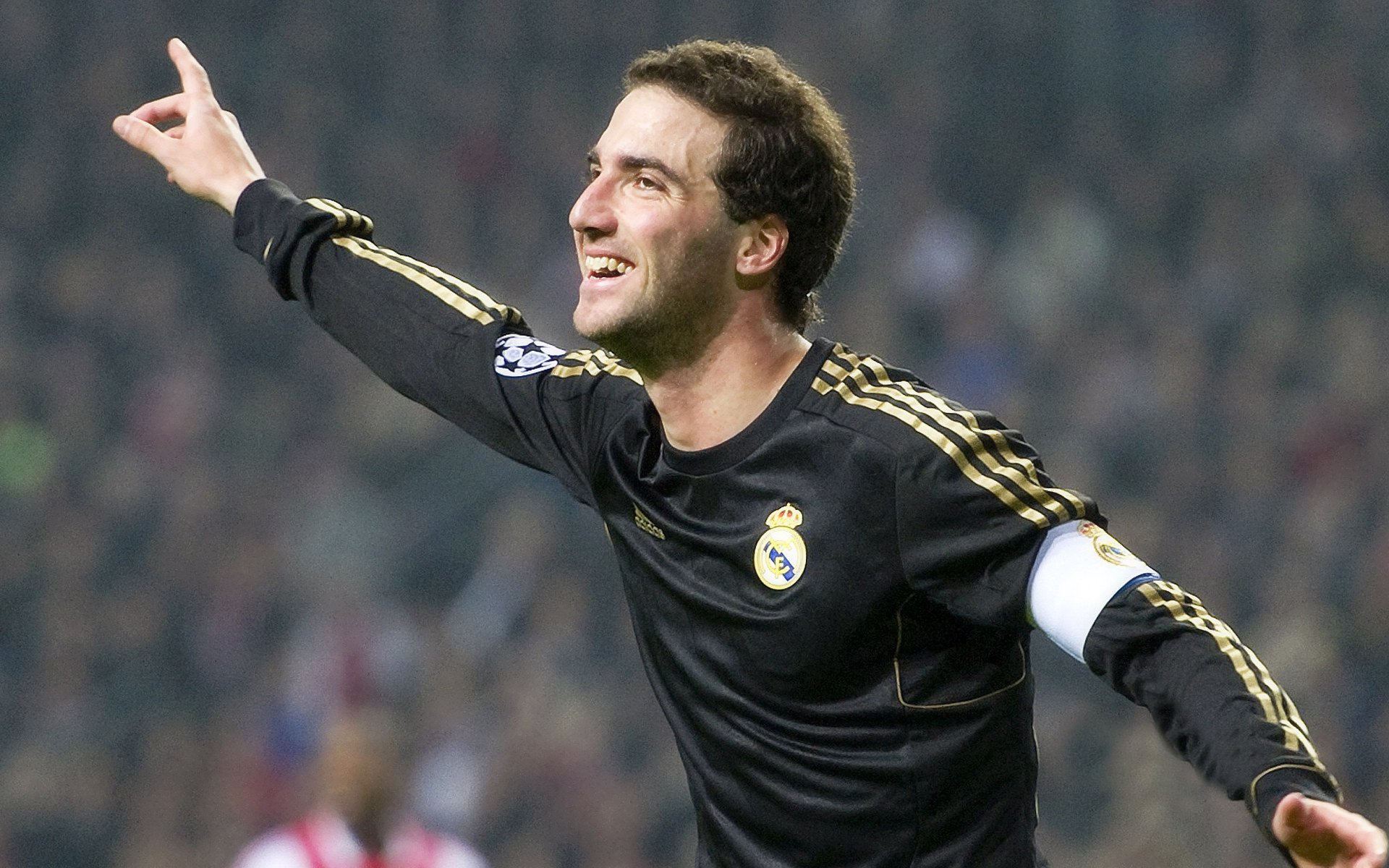 星空电竞在线平台-_家庭户外运动日：亲子同乐的运动时光_，户外亲子运动有哪些